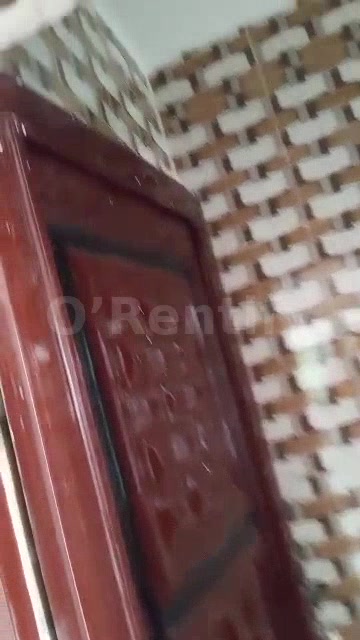A room sefcon pop althrough futa North gate gas land Rent 300k Caution 50K Agreement 30k Caretaker ok Agency 30k TP 450k photo 5