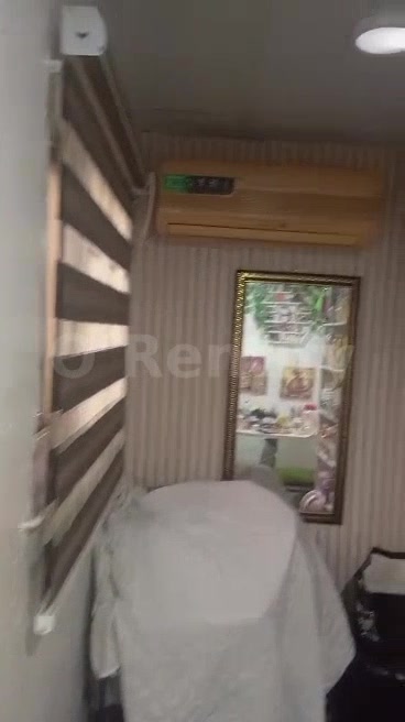 Special homes updates🩵 Portable shop with frontage at Shitta surulere, comes with facilities inside plus the air condit photo 3