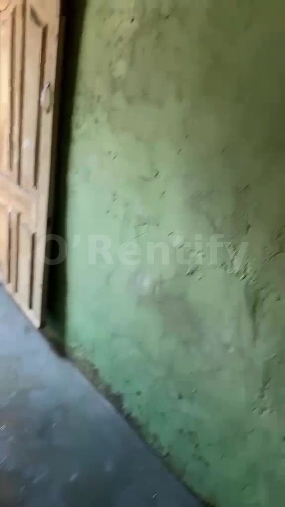 A Spaious Single room available for Rent at off ilaje road.  Rent 200k per annum photo 2