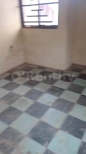 A Room and parlour self contain at Aule photo 6