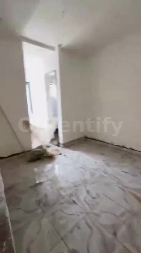 Executive, very decent, standard and nice units of newly built spacious MINIFLAT with POP, kitchen cabinet, wardrobe, pe photo 5