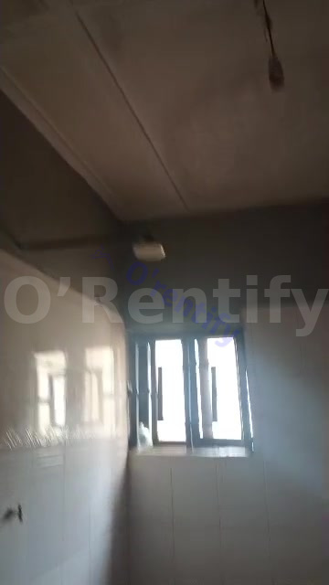Room and parlour self contain at Aule transformer photo 4