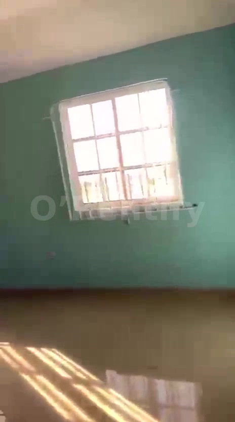 A very conducive office space around futa area Akad all facilities with separate toilet  Rent ::::::750k  FHG allowed photo 3