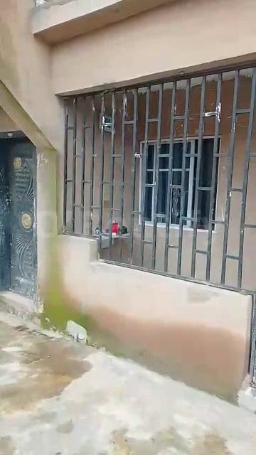 A Brand new self contain with separate prepaid metter and modern facilities to let, Rent is ₦450k without service charge