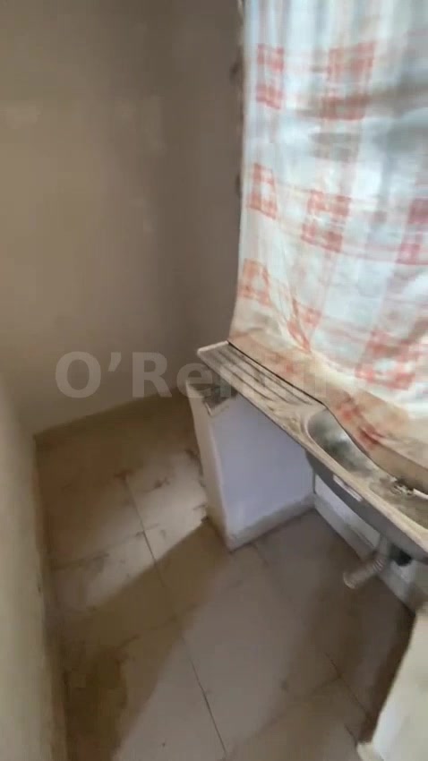 Very spacious selfcon available at futa west Gate photo 6