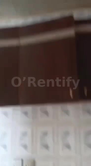 TO LET: super clean 3 bedroom flat POP fully furnished with all household appliances and furniture, 24/7 light Available photo 3