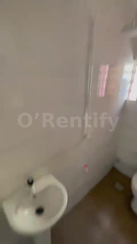 Executive, very decent, standard and nice units of superb, spacious and exquisitely finished ROOMSELF CON at OFF MARKET photo 4