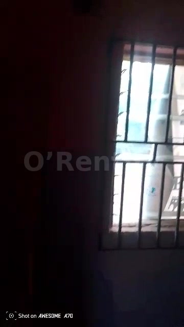 TO LET  A ROOM SELF CONTAIN @CAPITAL ZONE 10, HALF TILES, WELL WATER, FENCE.  RENT:#150K. photo 4