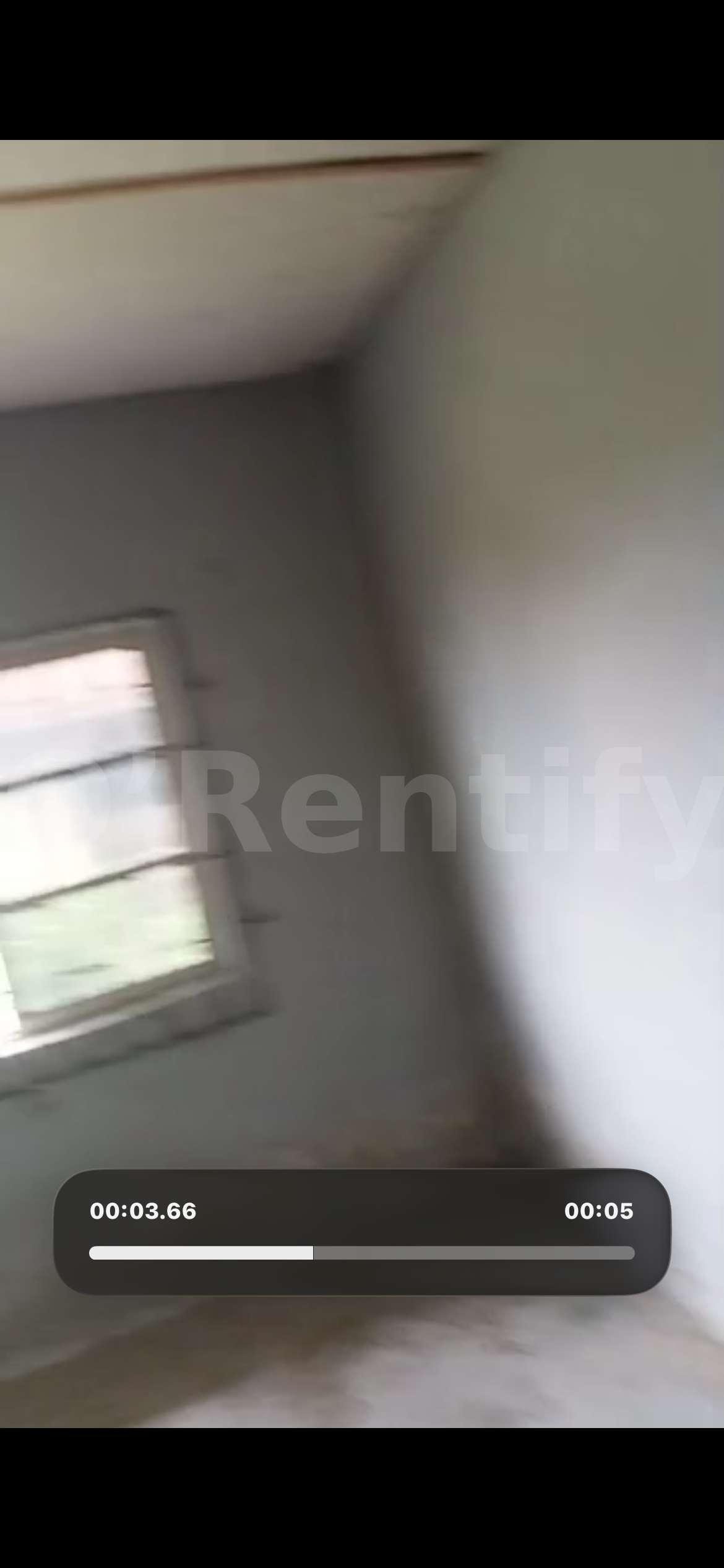 Single room available for rent