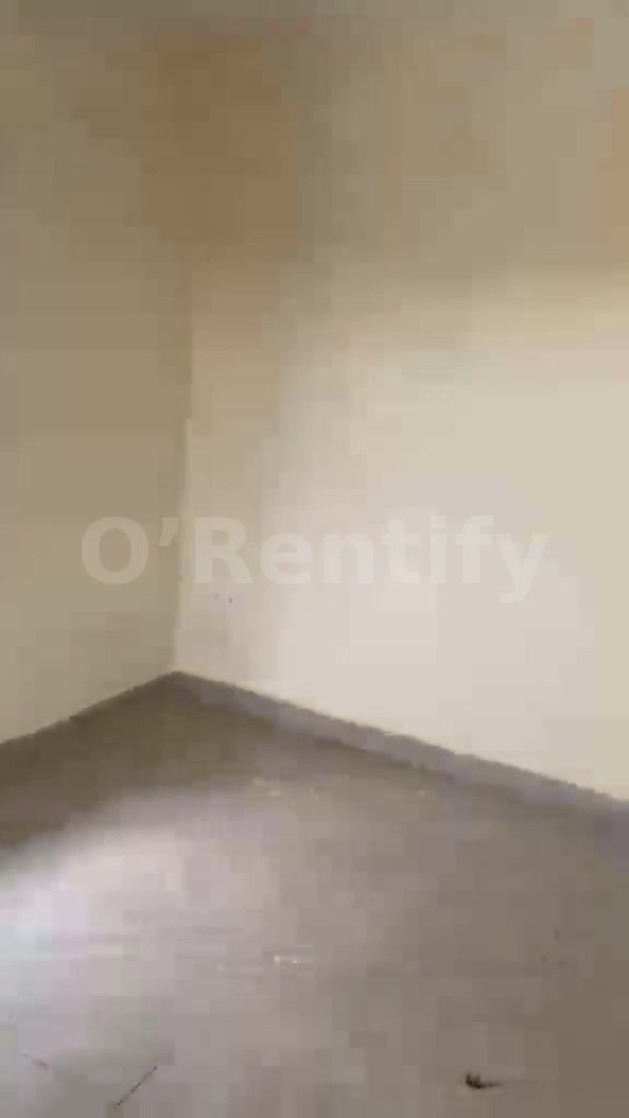 A room and parlor self contained available to let photo 5