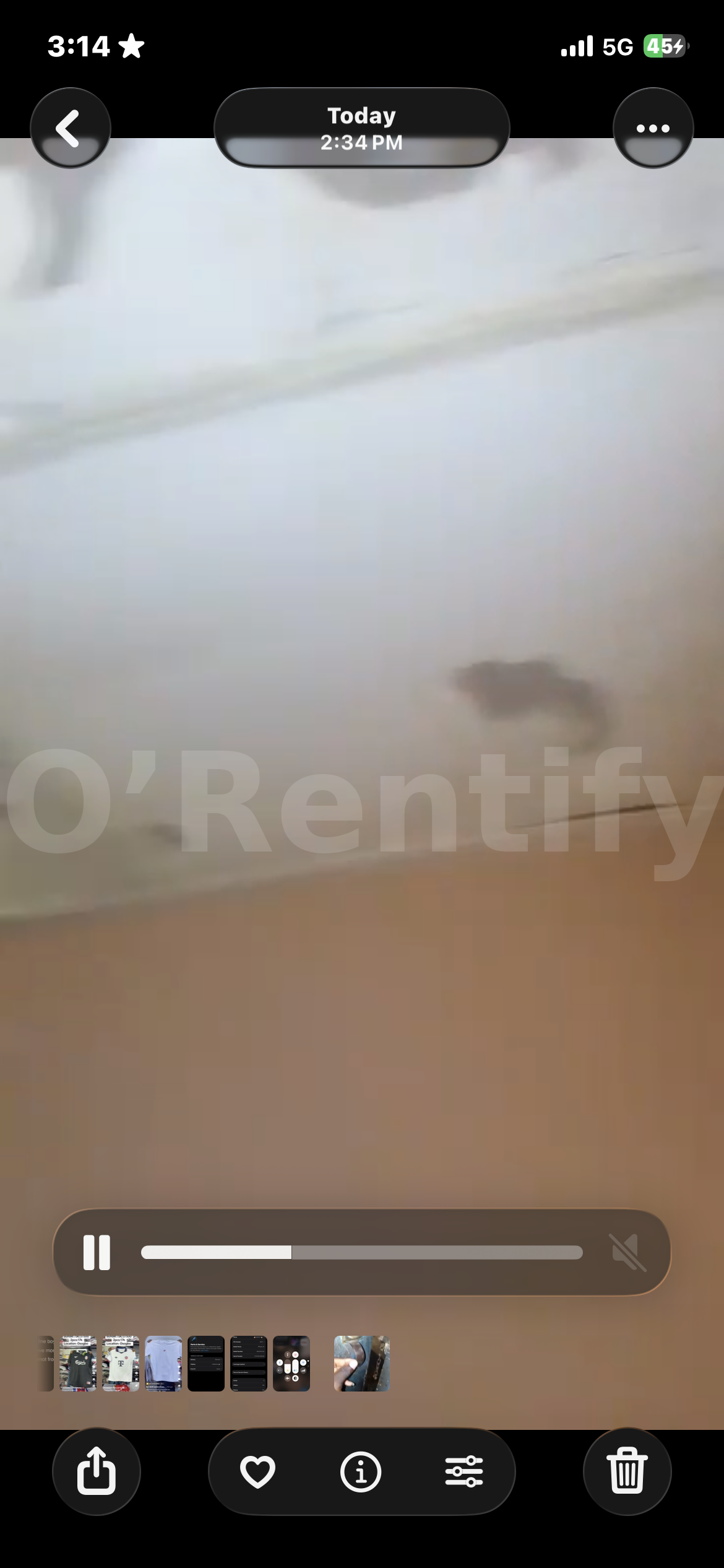 Single room available for rent