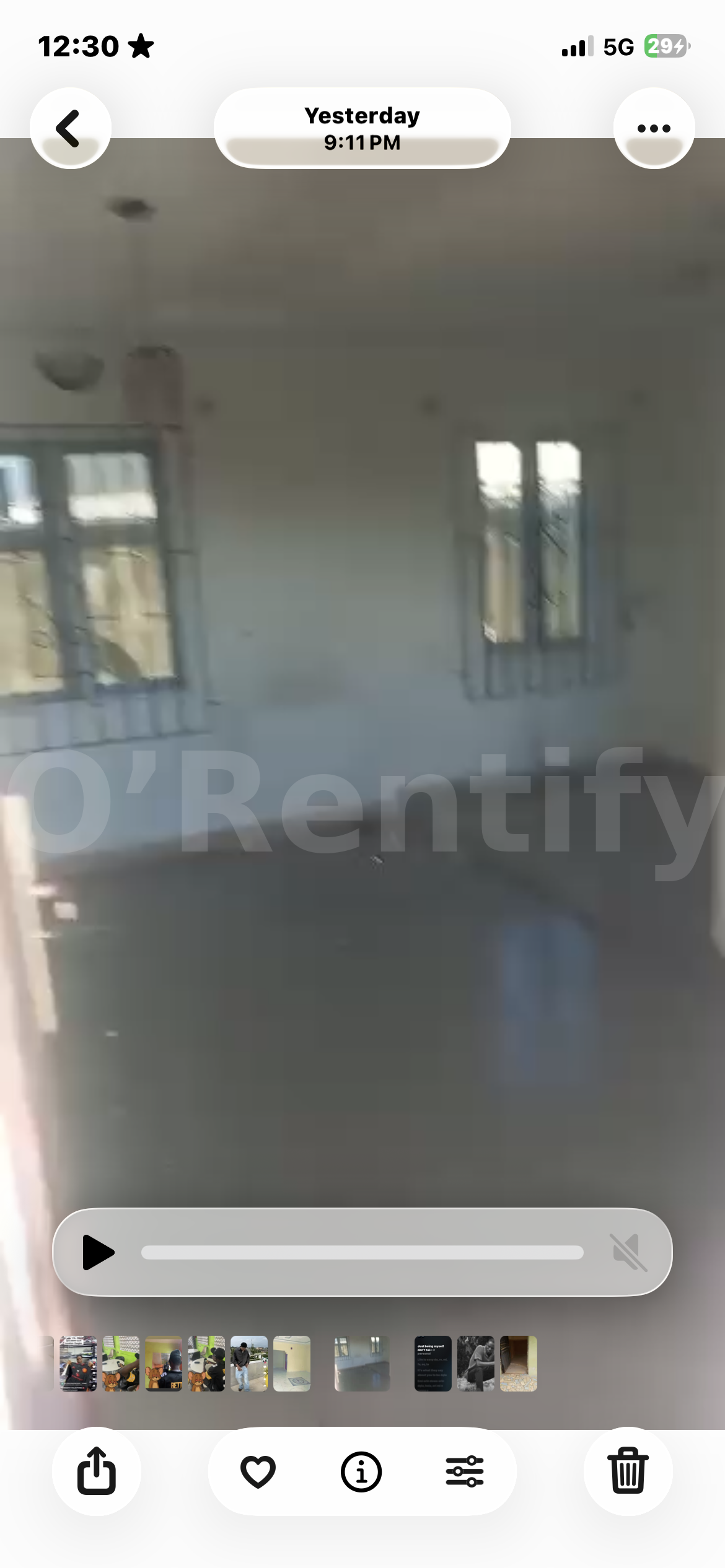 Super dope Room and parlour self contain pop although at Alagbaka extension Grace land Rent is 600k just two in the comp