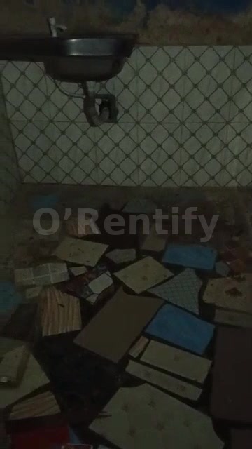A room self con is available at ilesa garage aratumi Muslim fully taise with running water fence and gate rent 200k call in Nigeria