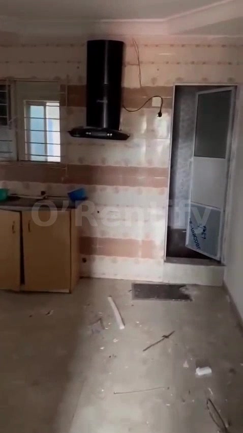 To let  A Neatly Used and Decent SELFCONTAINED APARTMENT for rent in a cool area @ Onike, Yaba.  Rent - 1.3M Caution - 2