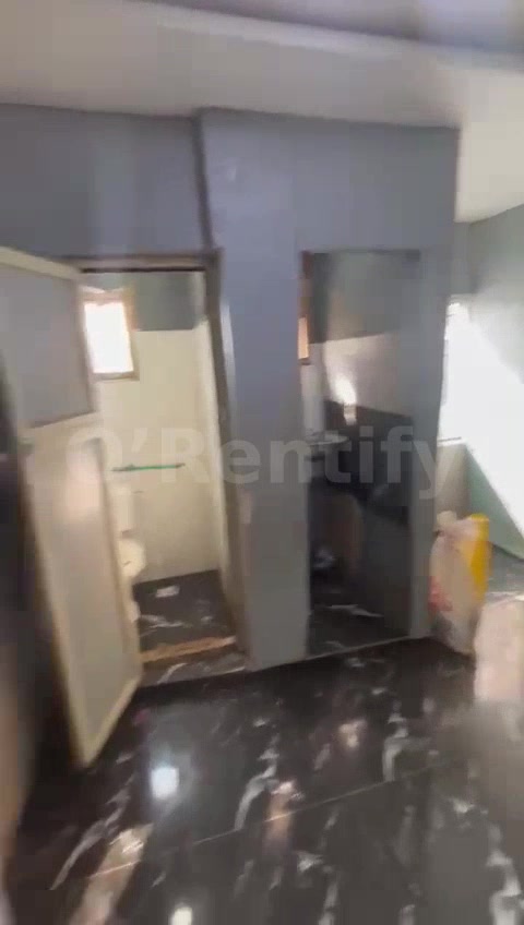 Now letting..............  Room self 700k at Abule oja   Let close deal today  Upstairs photo 5