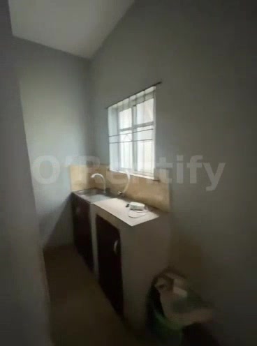 Executive, very decent, standard and nice ROOMSELF CON upstairs with POP, screeded walls, kitchen cabinet and all other photo 4