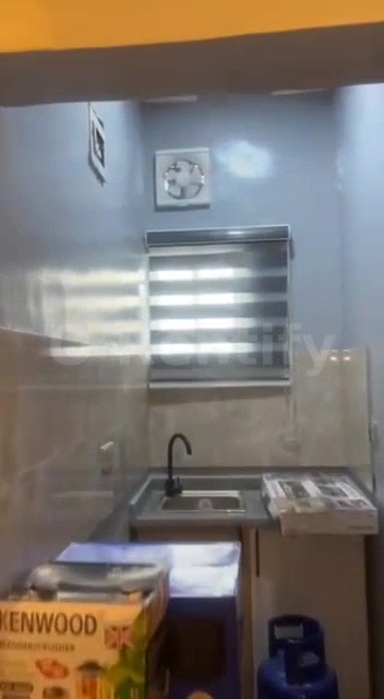 Female Hostel apartment   ( 1bed slave available)   📍 Onike iwaya , Yaba  Monthly : 180k Caution : 20k  Commission : 12 photo 2