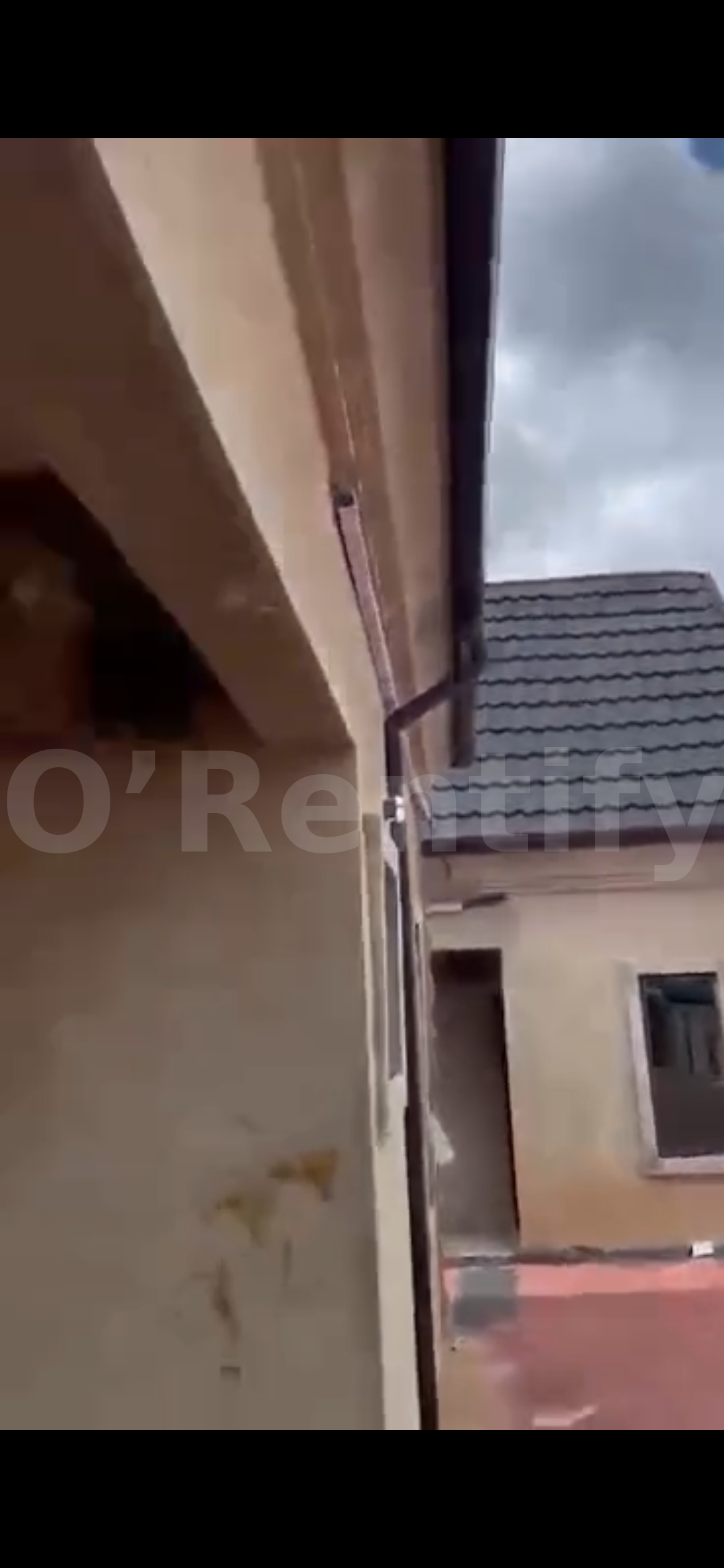 2 bedroom pop At ALAGBAKA extension not too far to crest fm photo 3