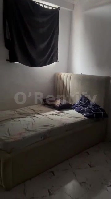 Female roommate needed in iwaya yaba, you will only be 2 in a room   Accessible to yabatech and unilag photo 4