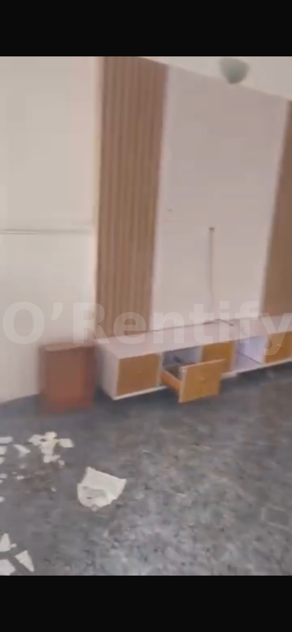 2 bedroom flat at OWODE OBAILE photo 4