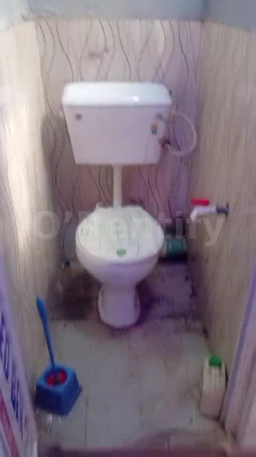 *👉LETTING MADE EASY🏡*  Very nice, lovely, and decent MINIFLAT OFF FINBARRS ROAD AKOKA with 2 bathrooms 2 toilets, POP, photo 4