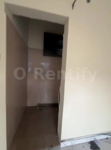 A Decent and standard Miniflat, ground floor with Full POP, very spacious, modern fittings, photo 2