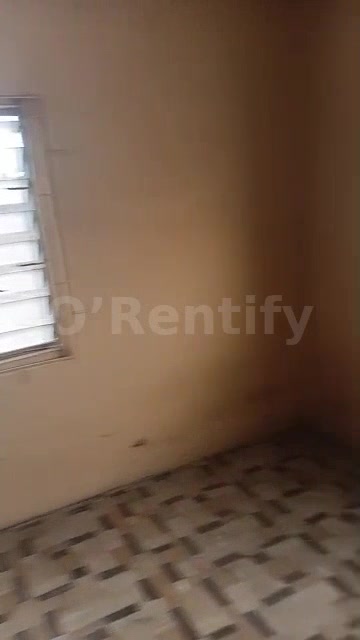 Single room available at peace avenue South gate photo 4