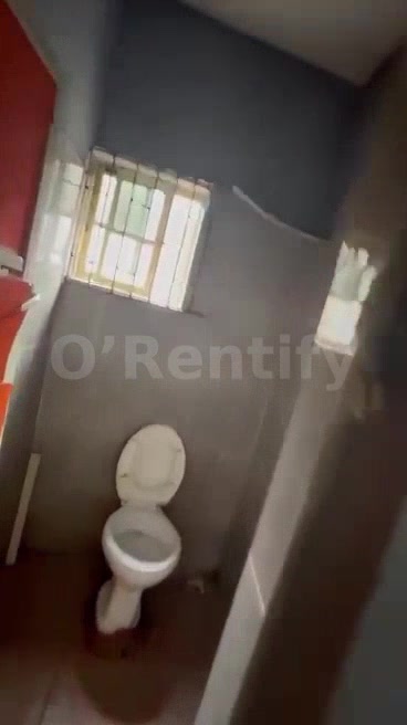 Big Roomself available at off Odunsi Bariga   Yearly  600k photo 3
