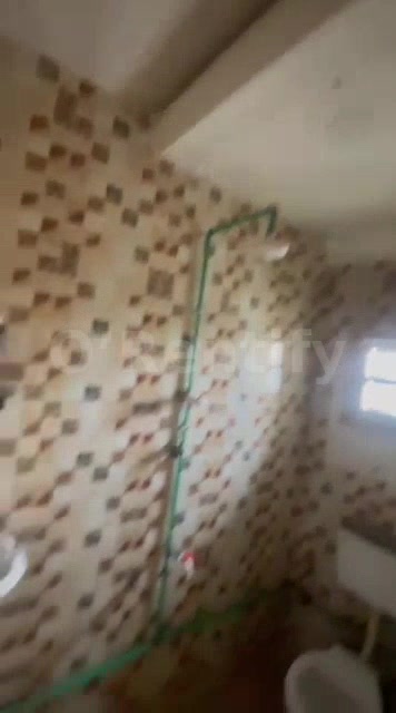 Just out for Letting. !!!!! A clean and decent room selfcon apartment at alaka estate off fola agoro road yaba for 800k photo 4