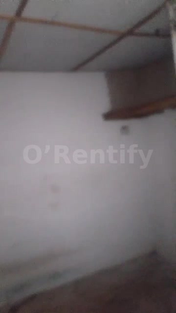 a neat spacious self con to let photo 5