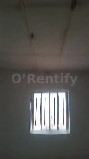 Sight a room is available at garage llesa rent 5k photo 3