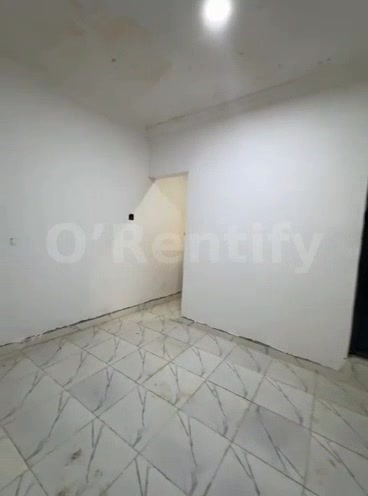 *Direct Brief💥💥💥‼️* Better Video  A Newly Built and Lovely Roomself contain, G floor, with pop, screeded wall, kitche photo 2