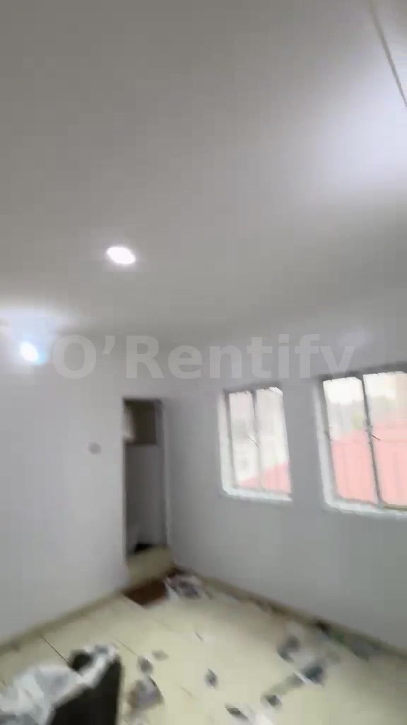 *LIVING LARGE👷🏾‍♂️* 📍Don’t scroll pass your future address  A Very Spacious 2  Bedroom Flat for rent in a good enviro photo 2