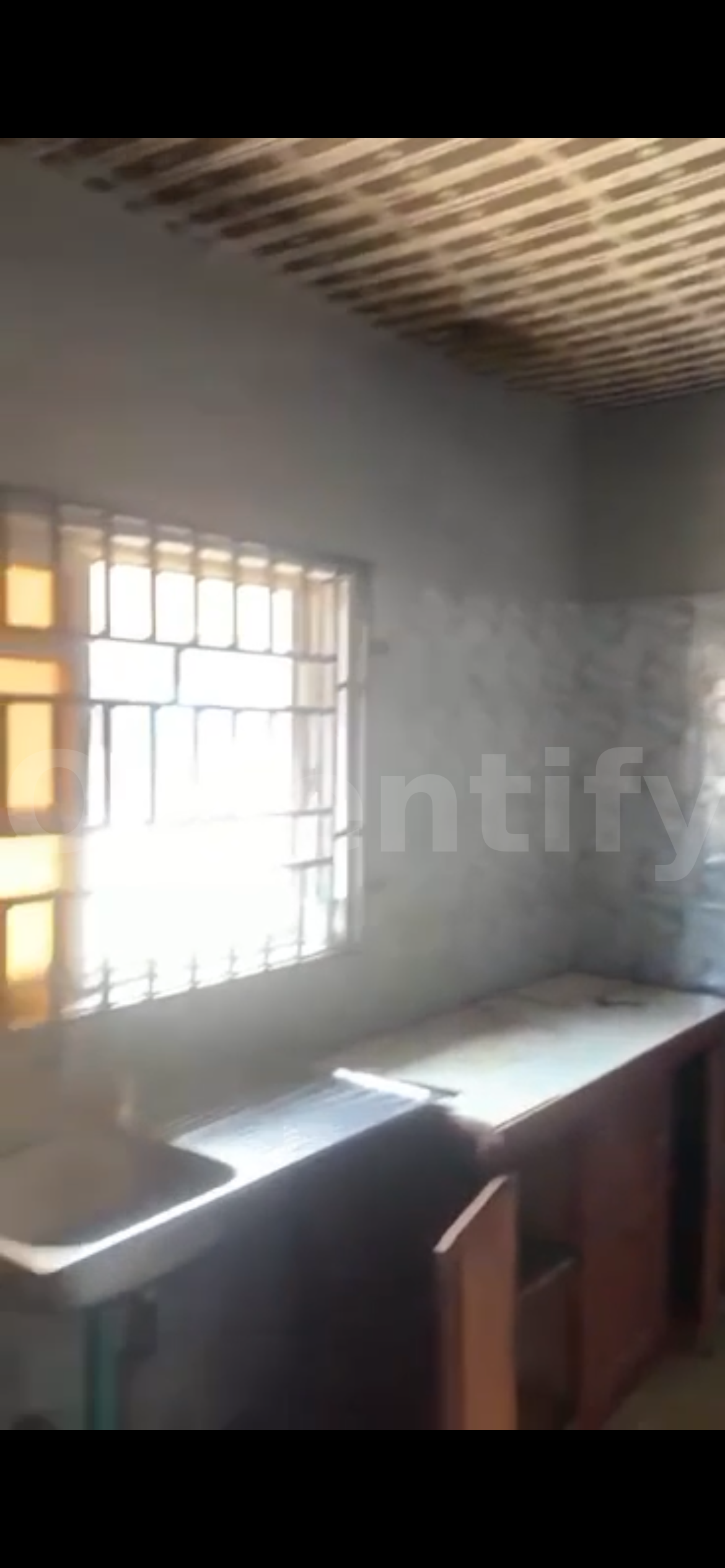 Two bed flat available at pelebe oda road  Rent 550k