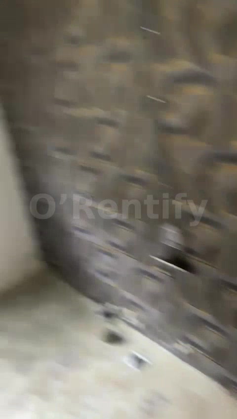 sharp single room available at futa Southgate,like 7-10 minutes to gate Rent Featur photo 2